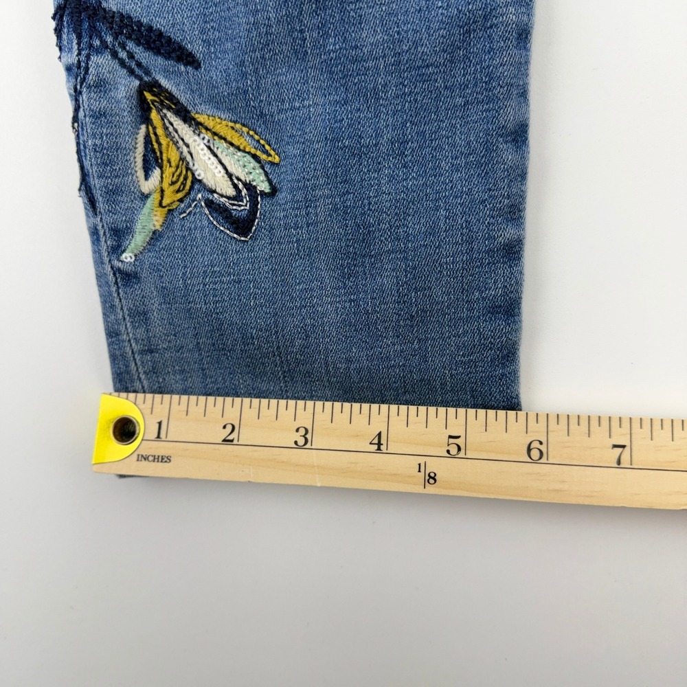 Chicos So Slimming Girlfriend Slim Leg Ankle Jeans Floral Embroidered Blue 00R - Picture 8 of 15